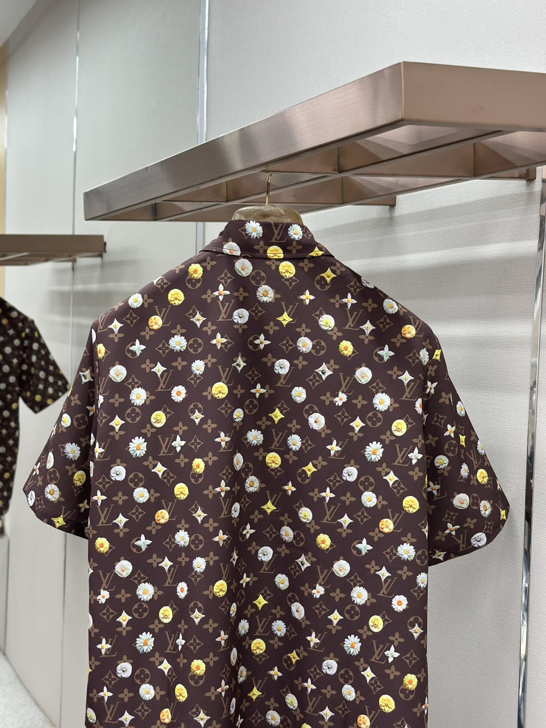 Louis Vuitton LOUIS VUITTON 路易威登 深棕雏菊Monogram桑蚕丝短袖衬衫