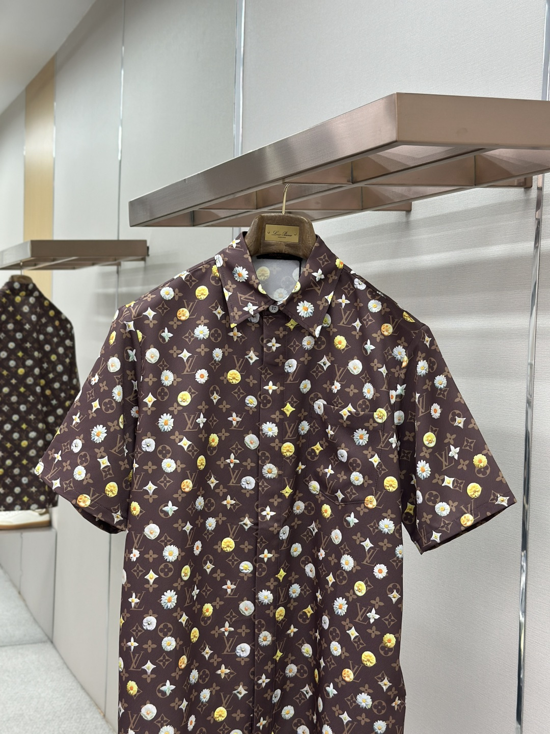 Louis Vuitton LOUIS VUITTON 路易威登 深棕雏菊Monogram桑蚕丝短袖衬衫