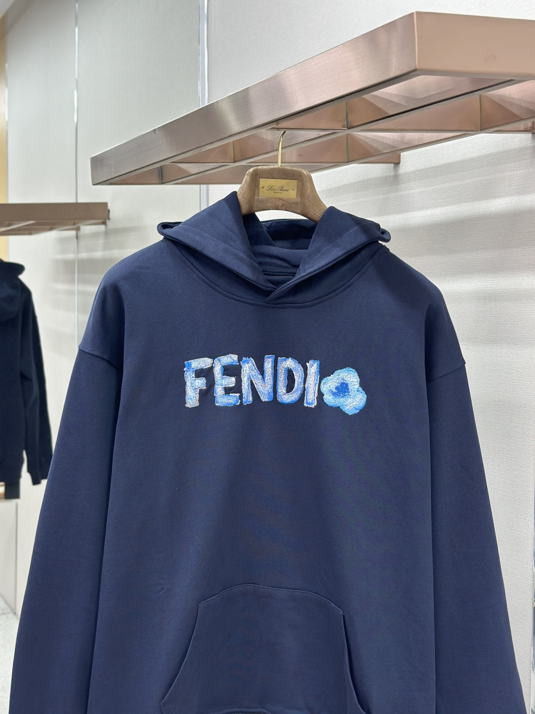 Fendi FENDI 刺绣手绘标识卫衣