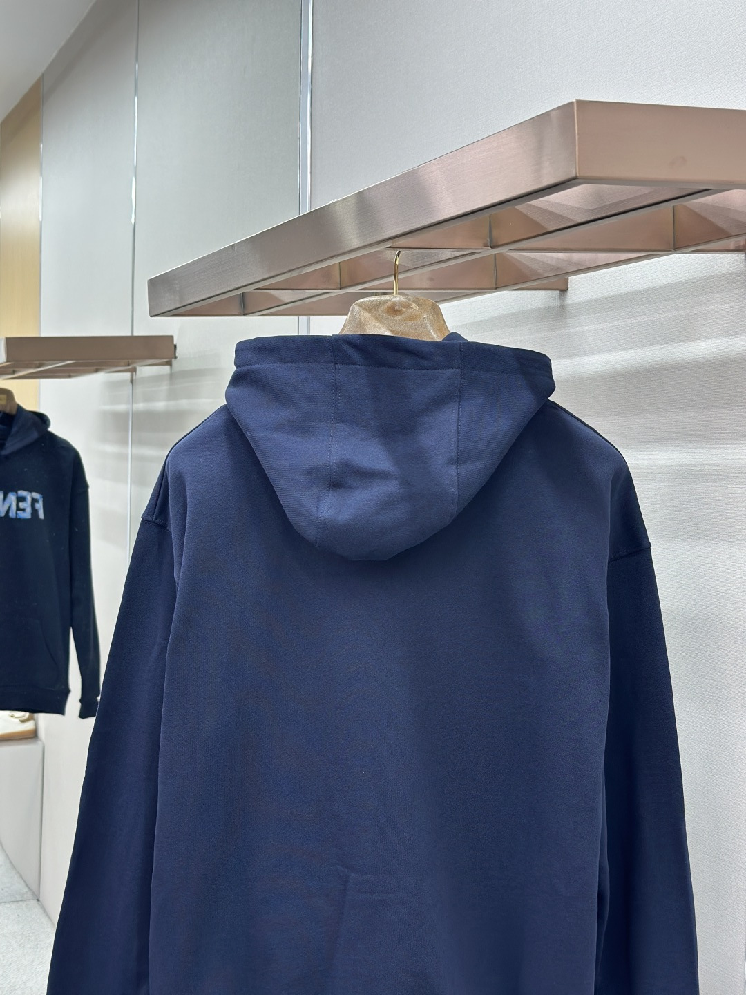 Fendi FENDI 刺绣手绘标识卫衣