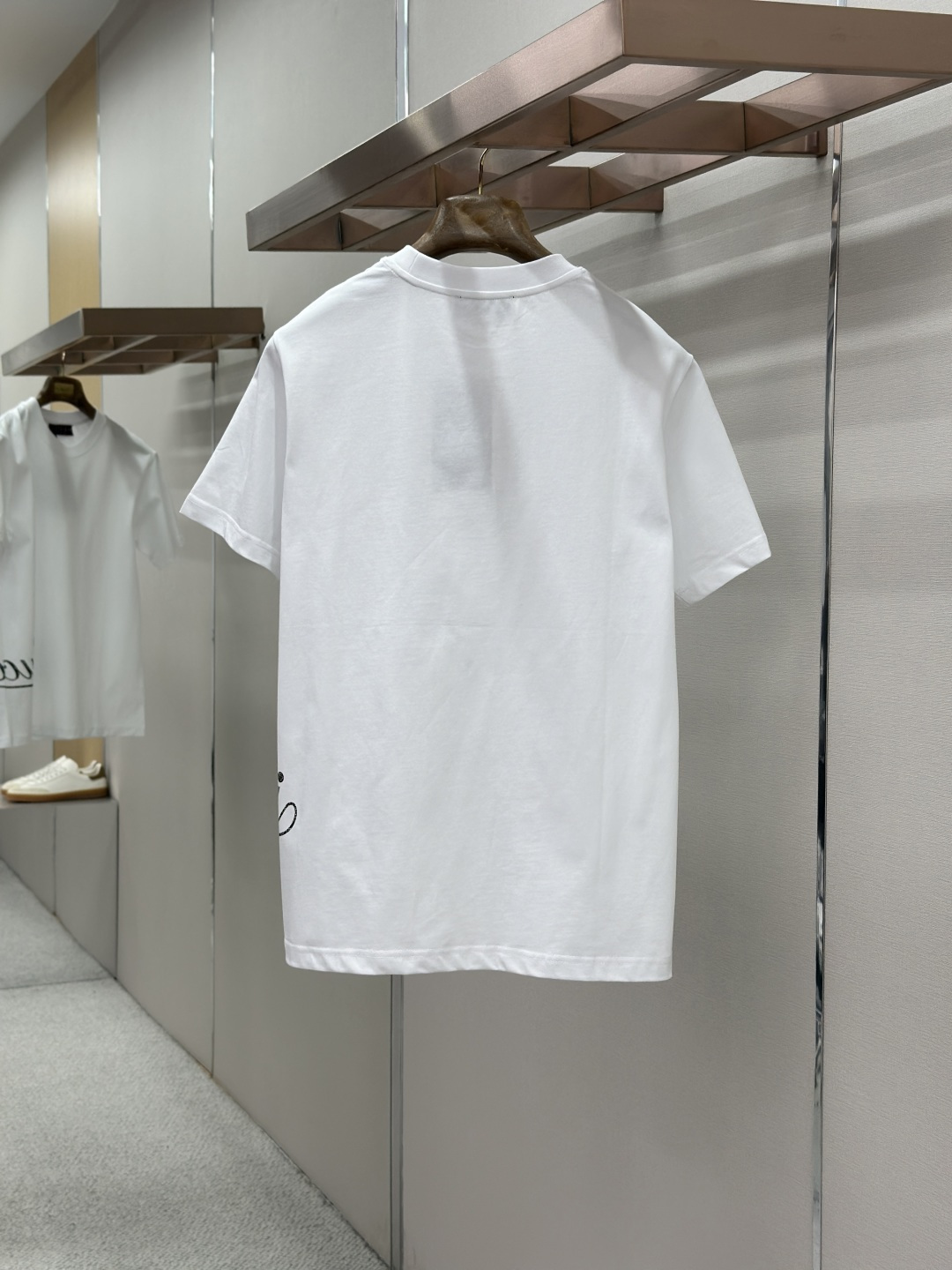 Gucci GUCCI 26FW新款花体字母印花圆领短袖
