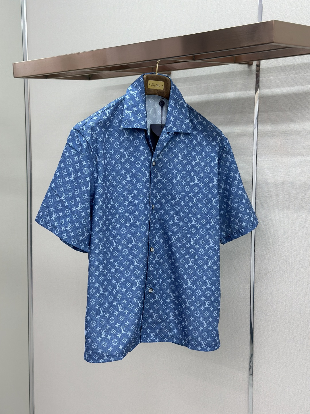 Louis Vuitton LV路易威登满印提花短袖