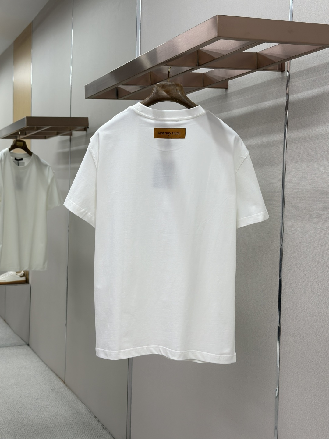 Louis Vuitton LOUIS VUITTON 路易威登压纹标识短袖T恤