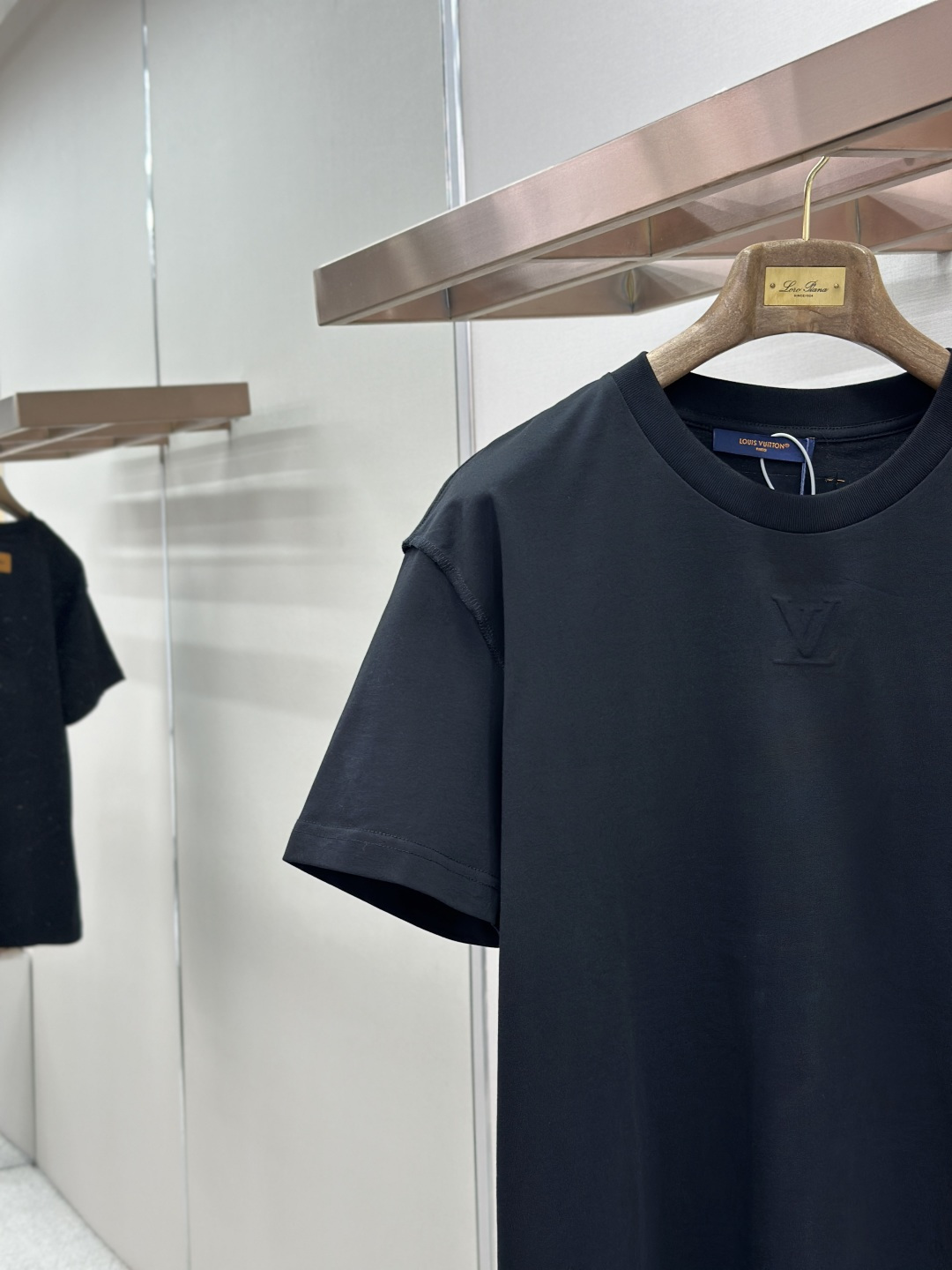 Louis Vuitton LOUIS VUITTON 路易威登压纹标识短袖T恤