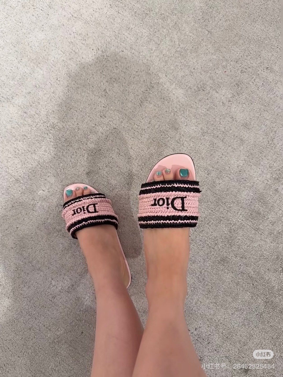 NO:901216,Must-have Dior embroidered sandals for summer, holiday style~lazy and relaxing~, slippers, dior, slippers19860909夏日必备Dior刺绣凉拖 度假风～慵懒 松弛感～,拖鞋,dior,slippers,Women's Shoes