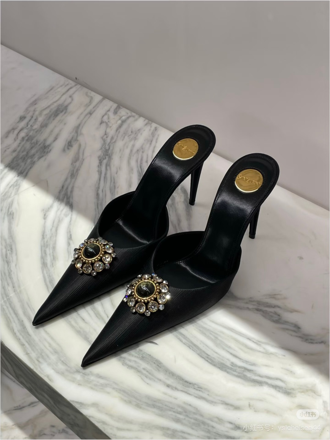 NO:906090,YSL｜10.5cm pointed-toe high-heeled shoes, embellished with crystal and diamond ornaments, instantly enhance the sense of luxury!  ,half-drag high heels,saint laurent,high heels19860909YSL｜10.5cm尖头高跟鞋 水晶钻饰点缀,高级感瞬间拉满！,半拖高跟鞋,saint laurent,high heels,Women's Shoes