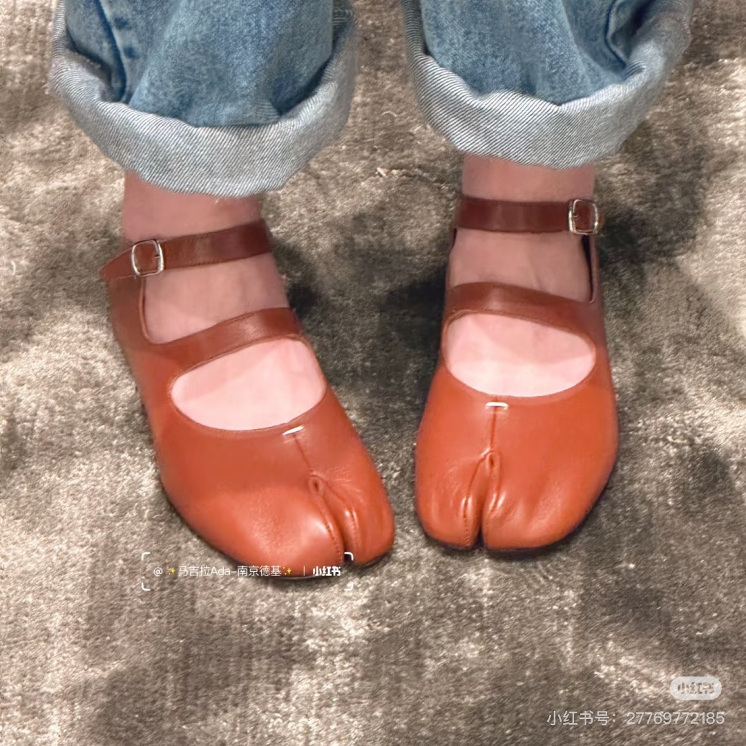 Designer Women Shoes