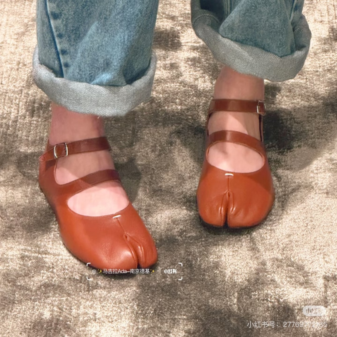 Designer Women Shoes