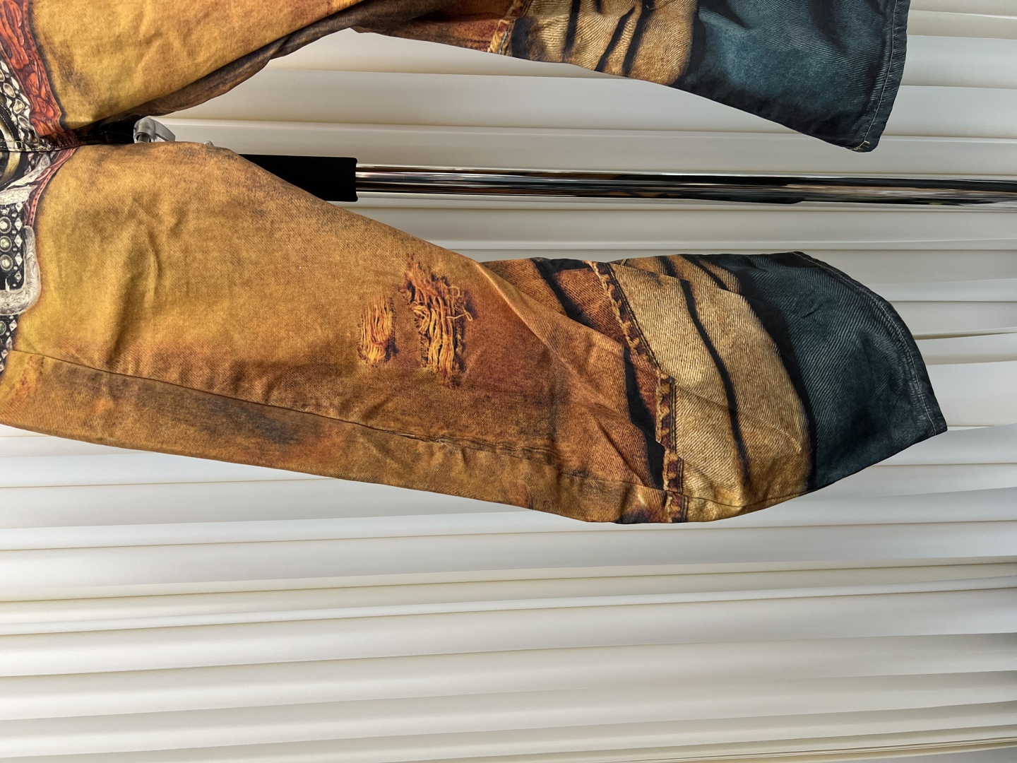 ACNE Studios 24' Bent Blade Jeans: Original Fabric, Hardware & Perfect Fit 6 cmp i1735992653611 6697 0 4