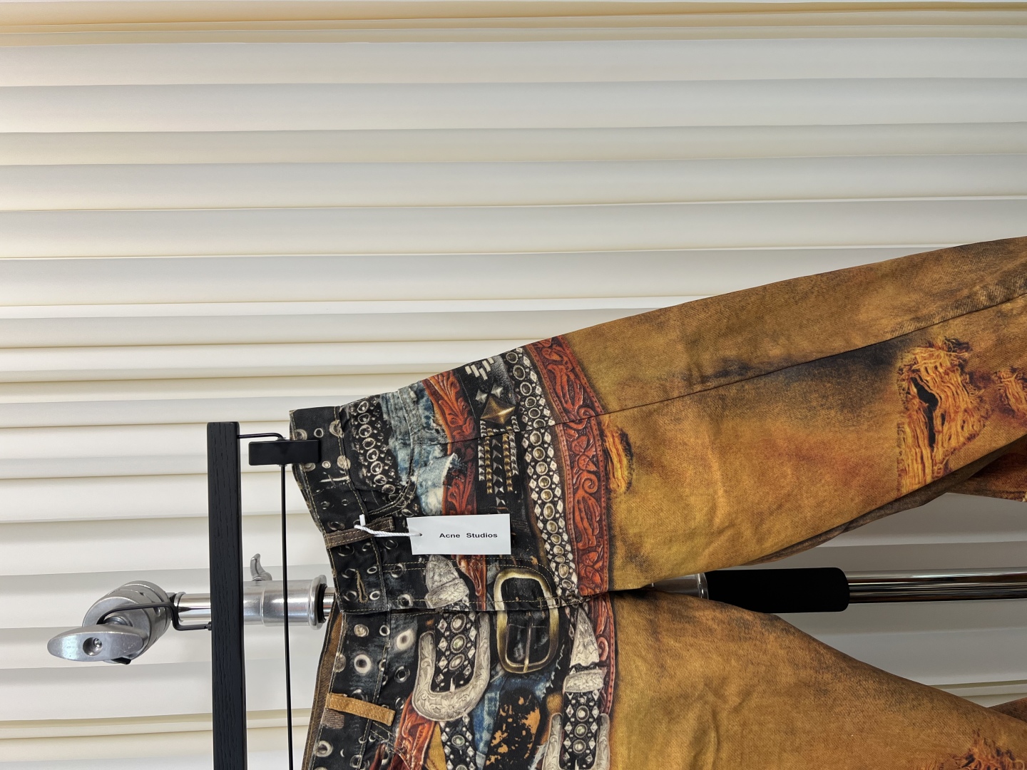 ACNE Studios 24' Bent Blade Jeans: Original Fabric, Hardware & Perfect Fit 4 cmp i1735992653724 1213 0 2