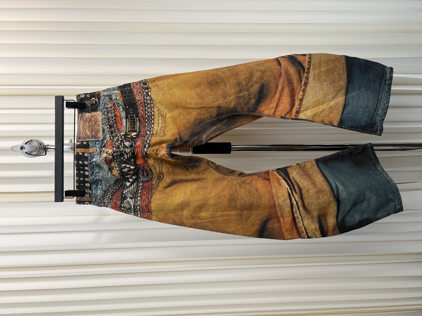 ACNE Studios 24' Bent Blade Jeans: Original Fabric, Hardware & Perfect Fit 9 cmp i1735992653945 3124 0 7