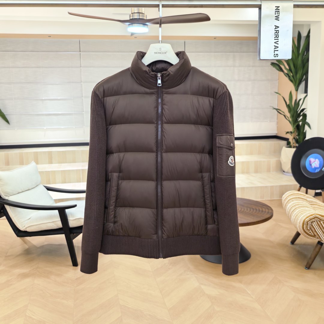 Пуховик Moncler