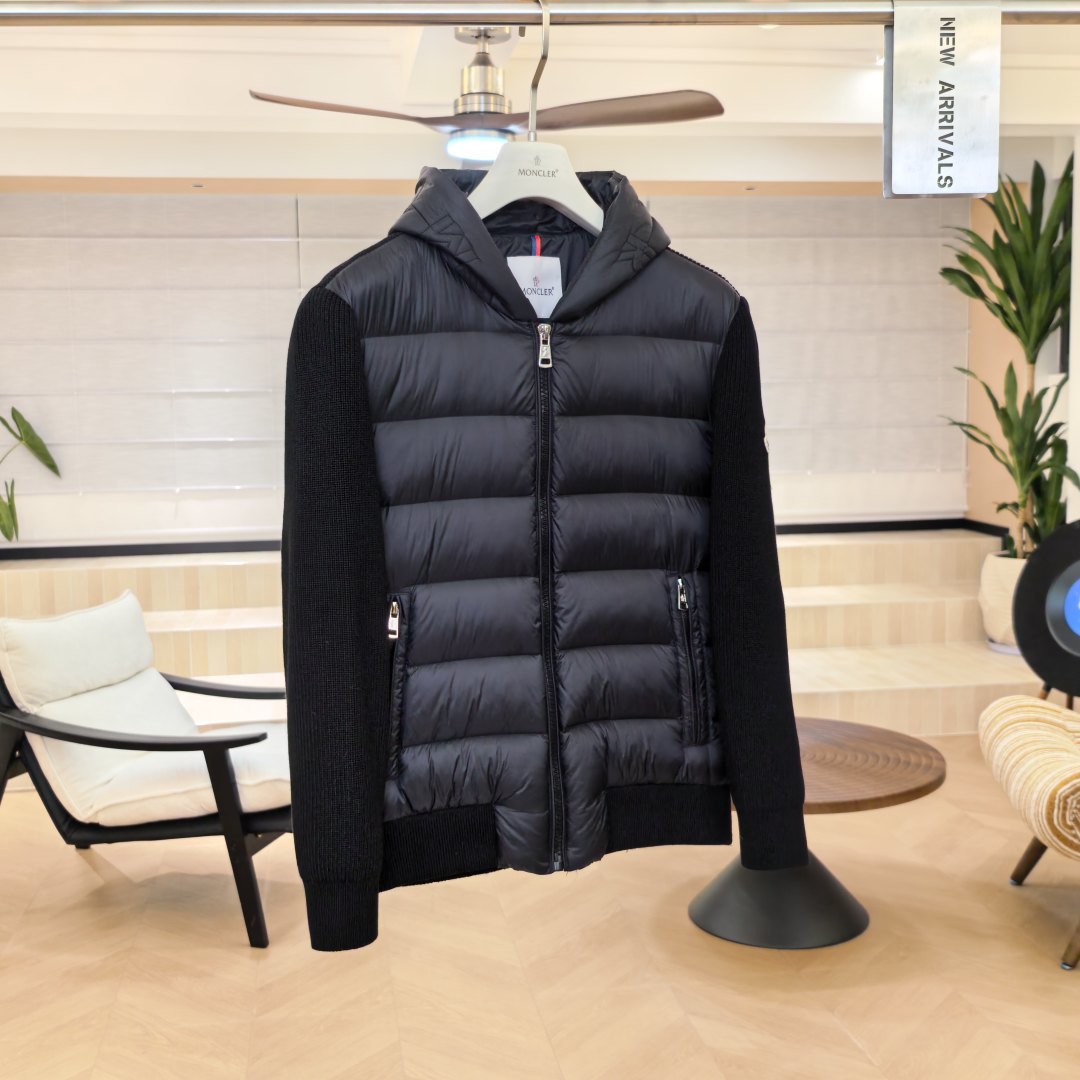 Пуховик Moncler