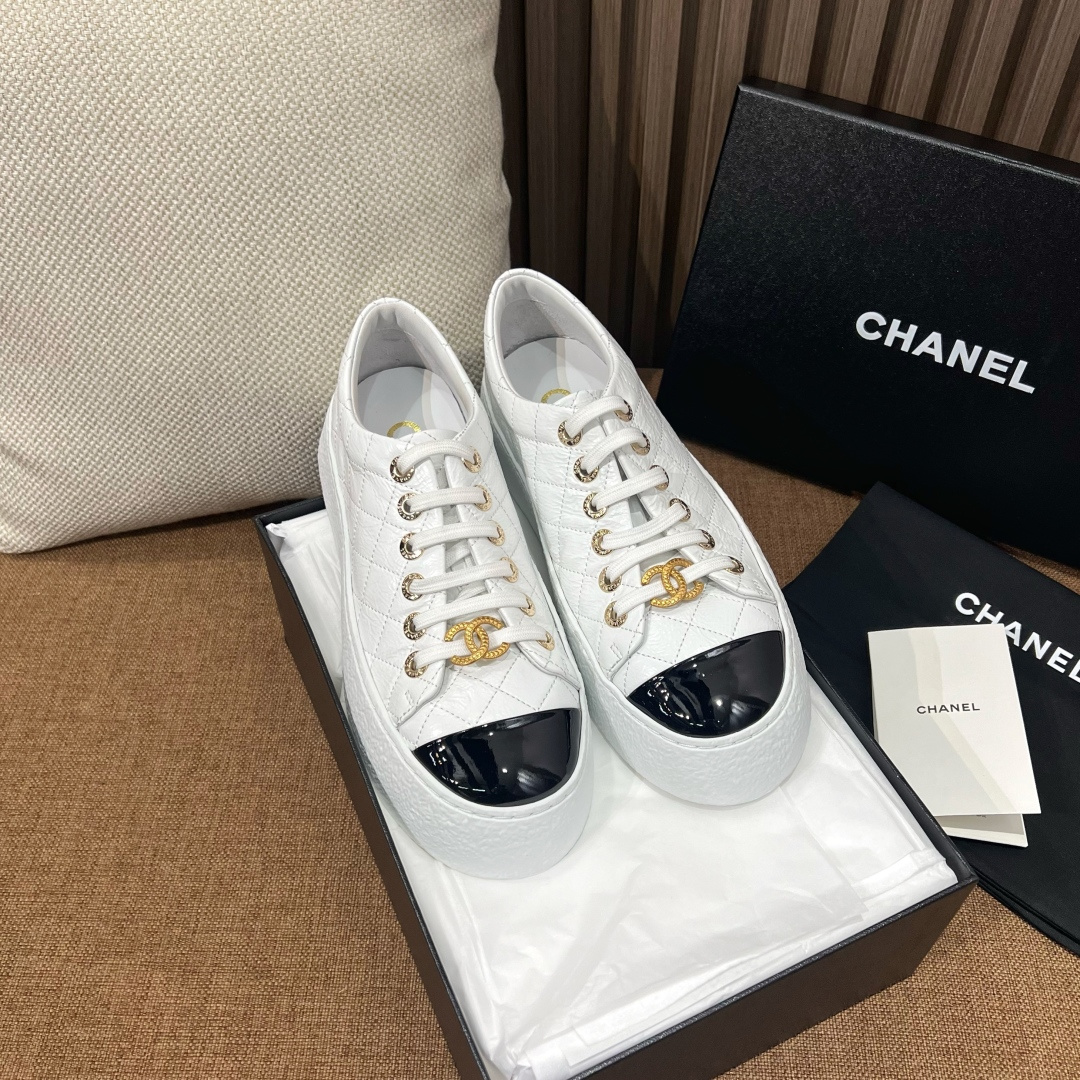 샤넬 램스킨 블랙 화이트 신발 레플리카 24469