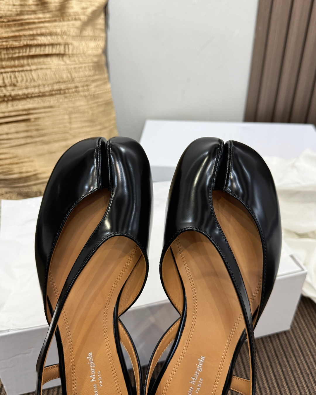 마르지엘라 MM 6 스플릿 토 샌들 24046 이미지 6