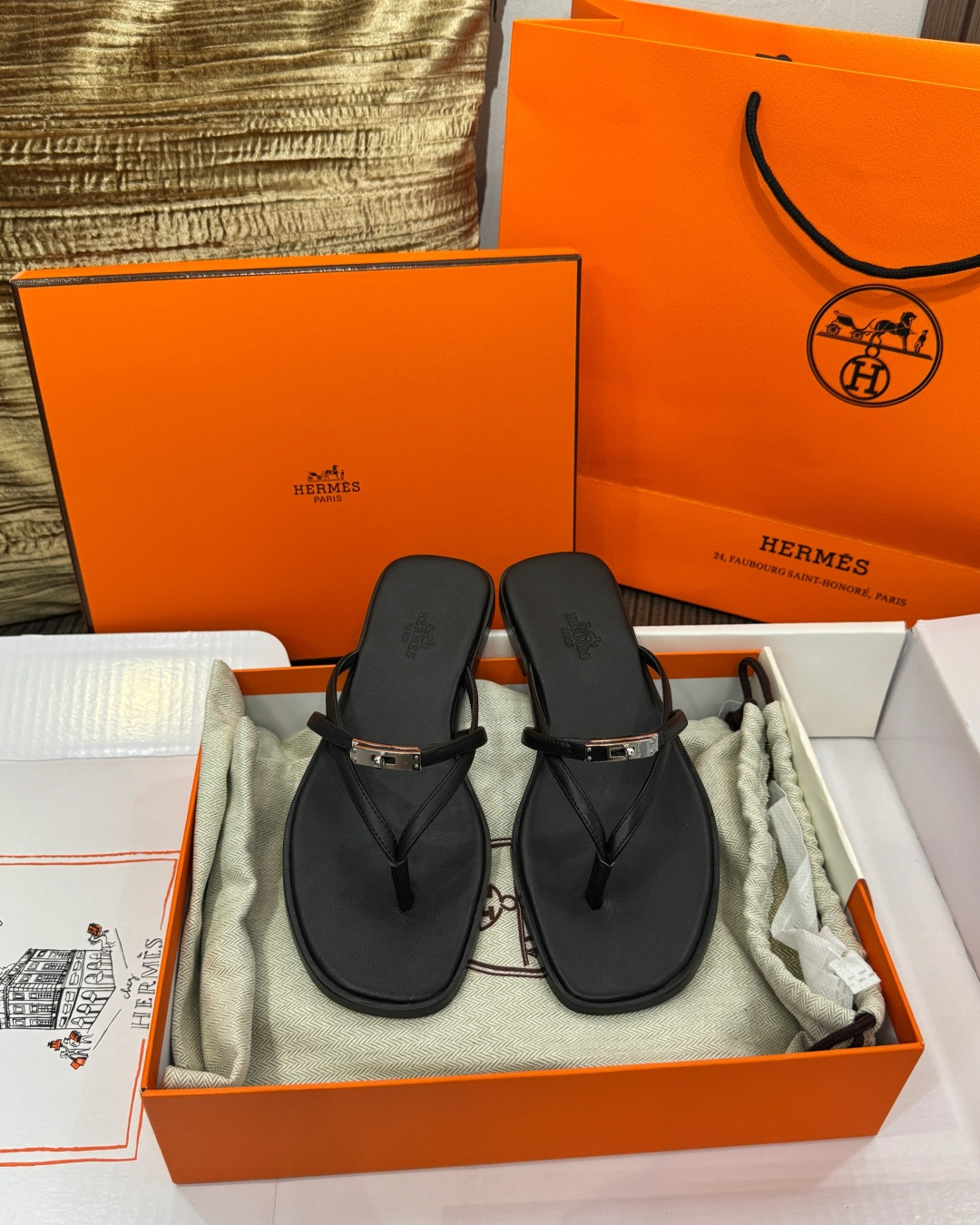에르메스 미스 샌들 여성 쪼리 켈리 버클 샌들 소가죽 레플리카 Hermes Miss Sandals 42410