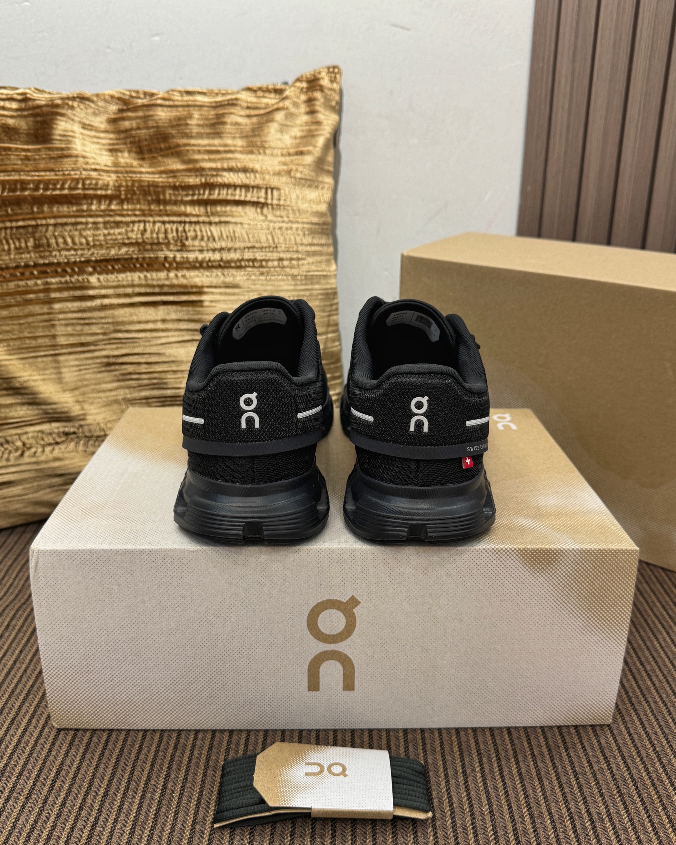 ON Cloud 6 메시 스니커즈 102393 이미지 15