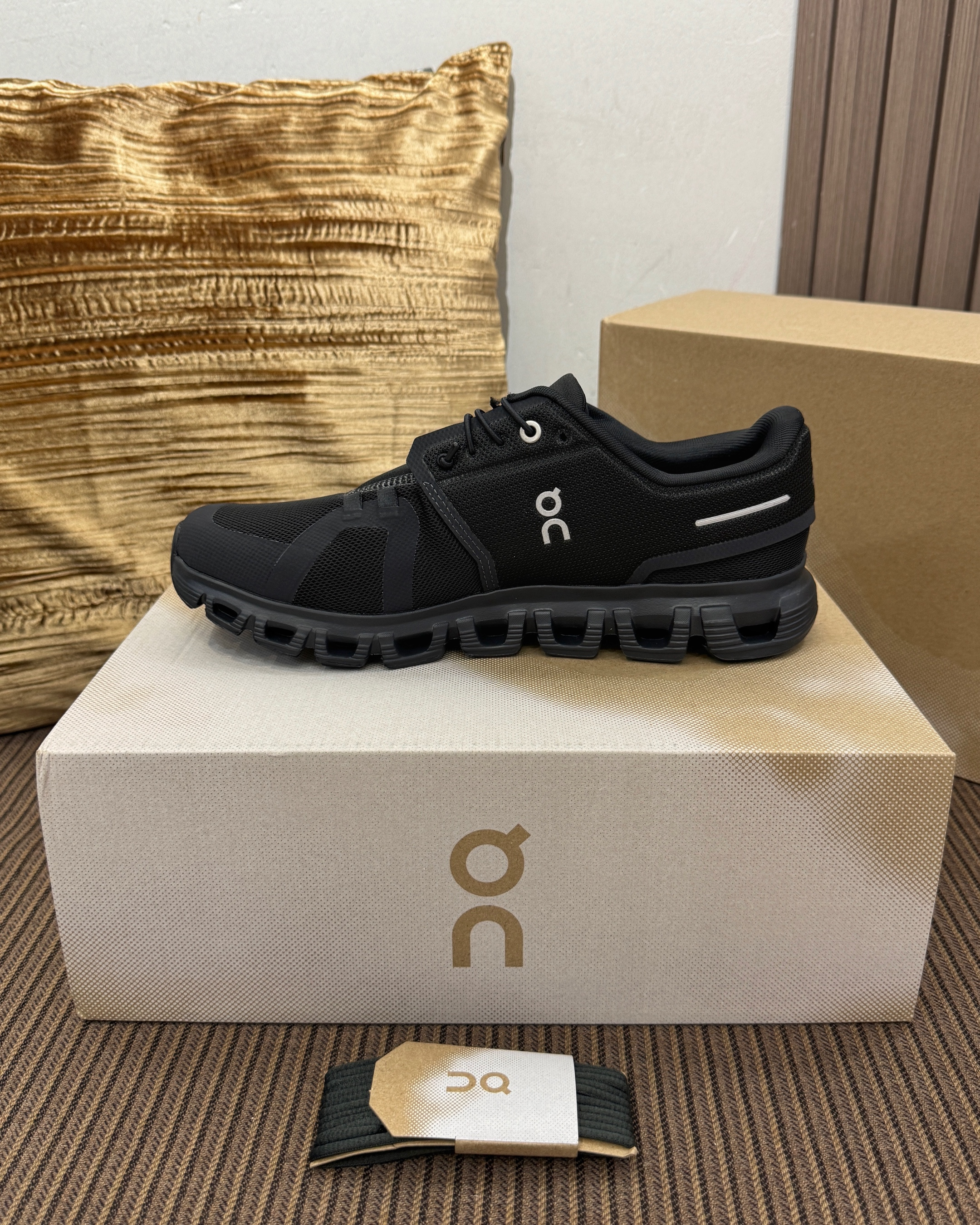 ON Cloud 6 메시 스니커즈 102393 이미지 17