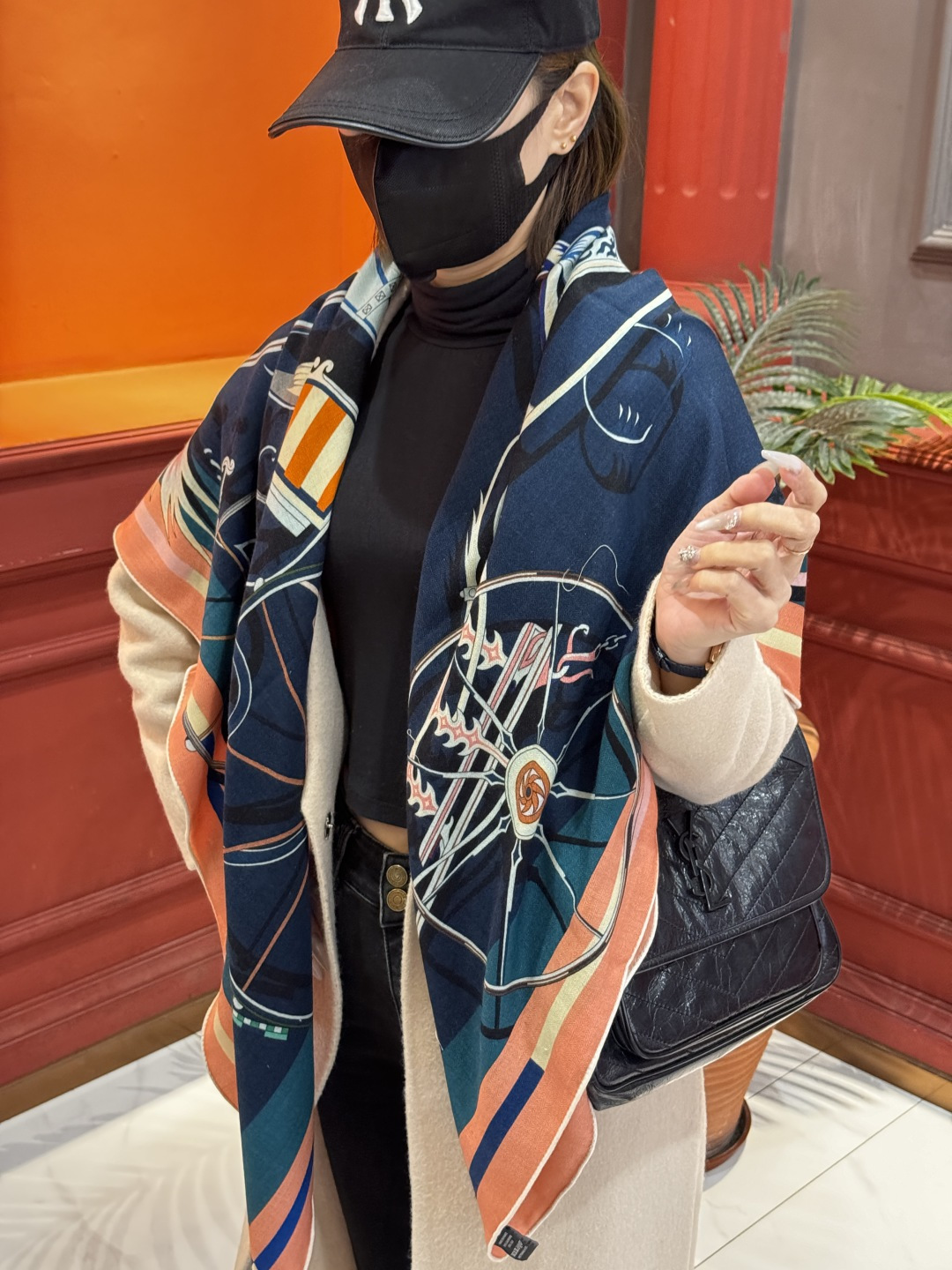 ❄️【双面同色】原单爱马仕140cm丝绒方巾💕 《平衡马车》，没有体验过野村大辅的豪华马车，就不算拥有丰