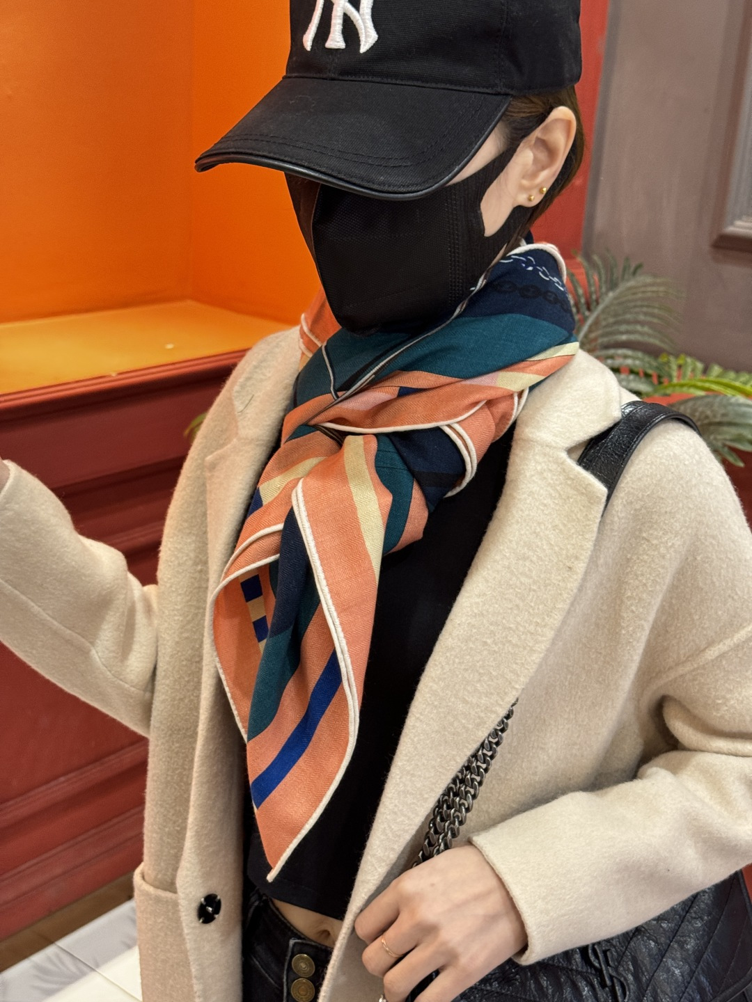 ❄️【双面同色】原单爱马仕140cm丝绒方巾💕 《平衡马车》，没有体验过野村大辅的豪华马车，就不算拥有丰