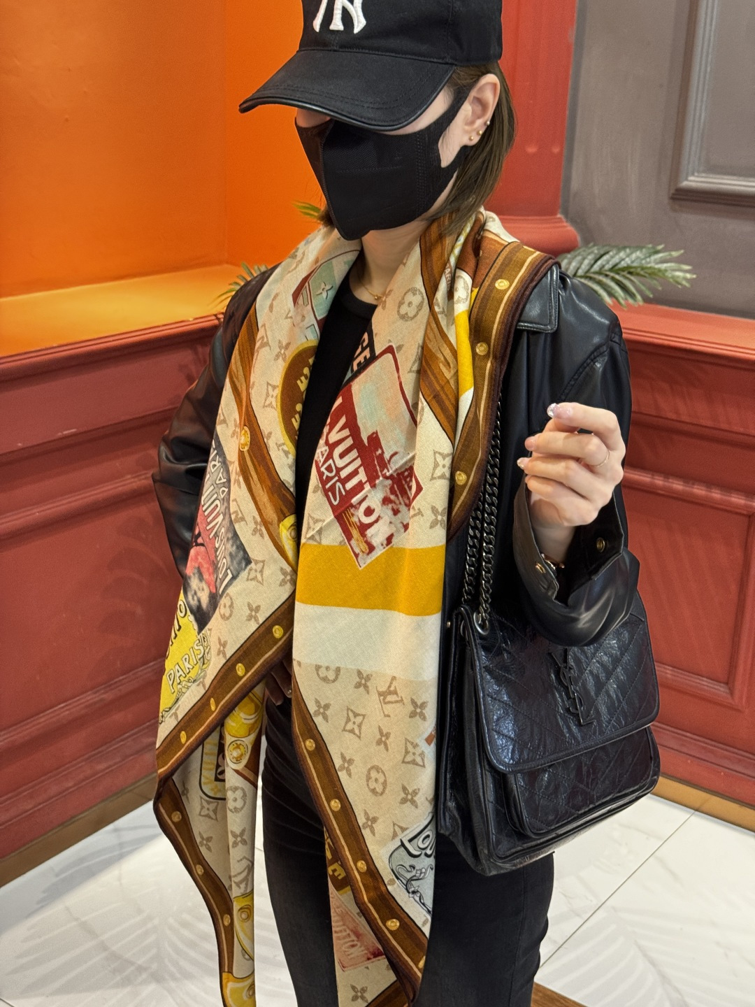 【LV】上新❤️ 路易威登 一款值得品细节的高货抠细节，从一个小块的配色去打败市场货140方巾 二个配色