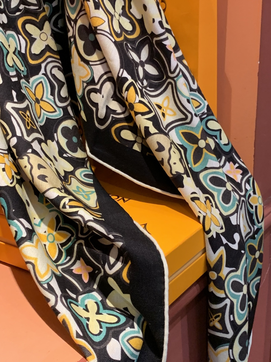 JARDIN DES PLANTES 140双面丝绒～【LV秋冬新品】Jardin Des Plante