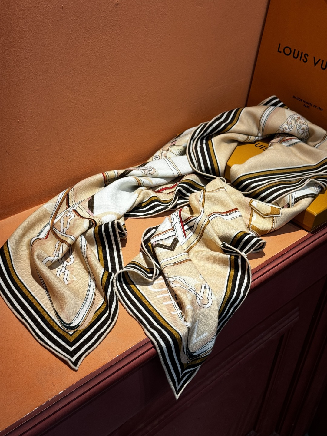 上新❤️ MONOGRAM JACQUARD DENIM140丝绒 方巾 【高定版 双面同色】有些款式他