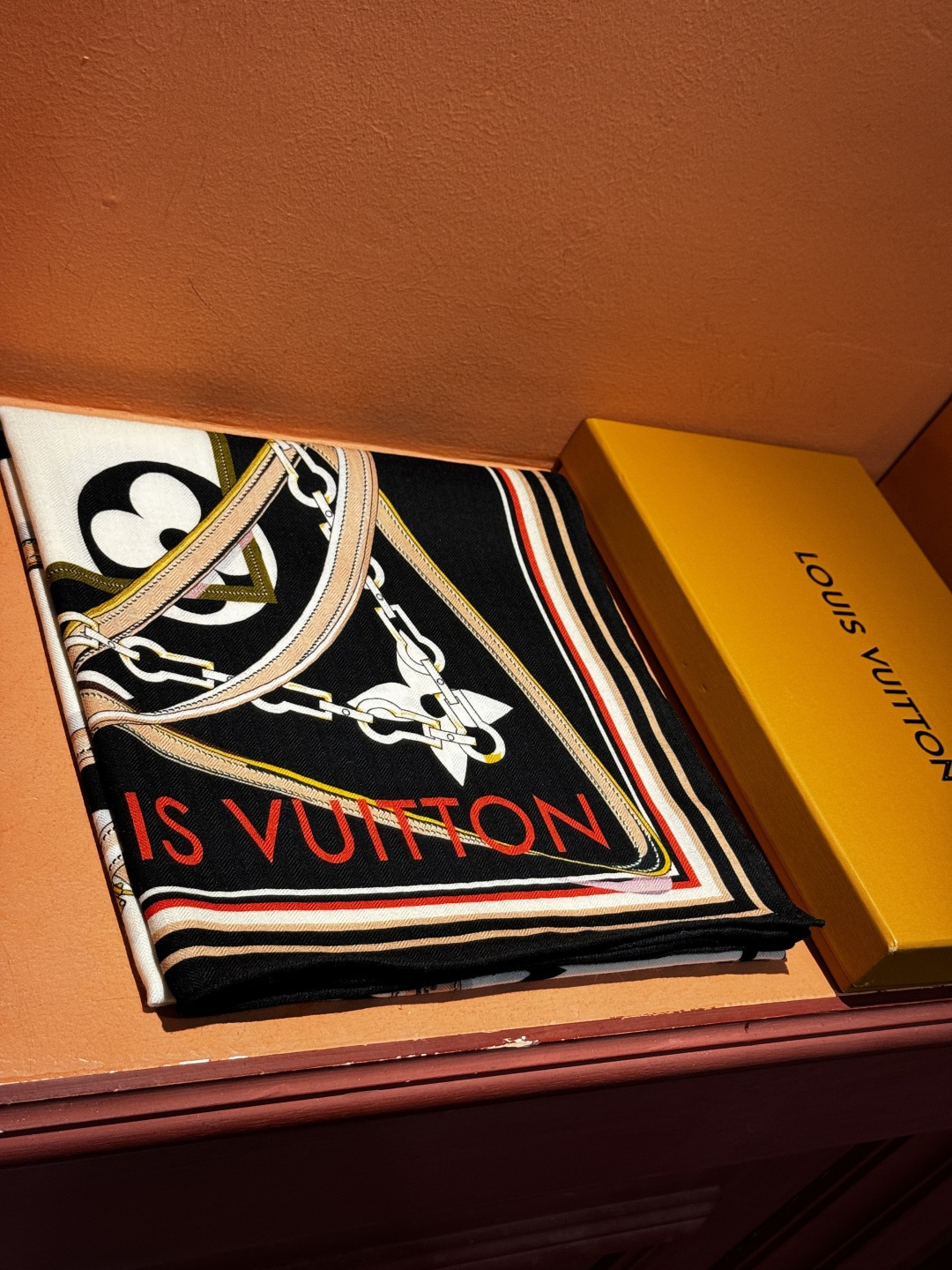 上新❤️ MONOGRAM JACQUARD DENIM140丝绒 方巾 【高定版 双面同色】有些款式他