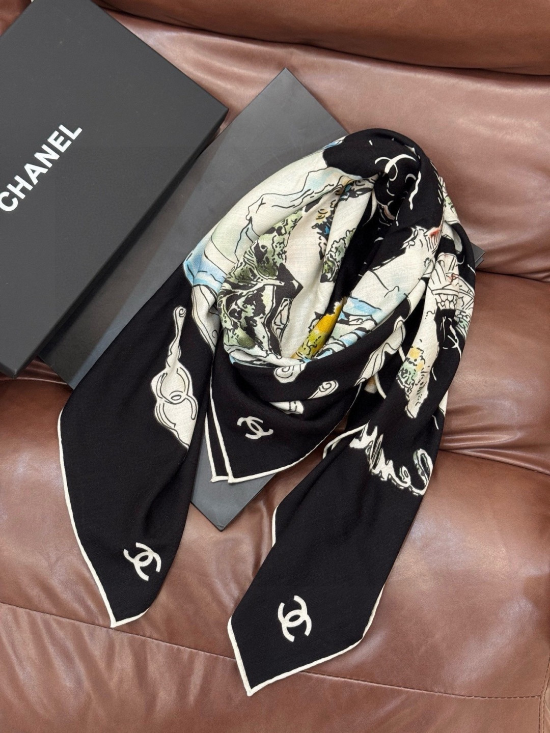 Chanel 25高级手工坊系列～～【140顶级丝绒双面同色披肩】25高级手工坊系列作品梦幻而极具电影感