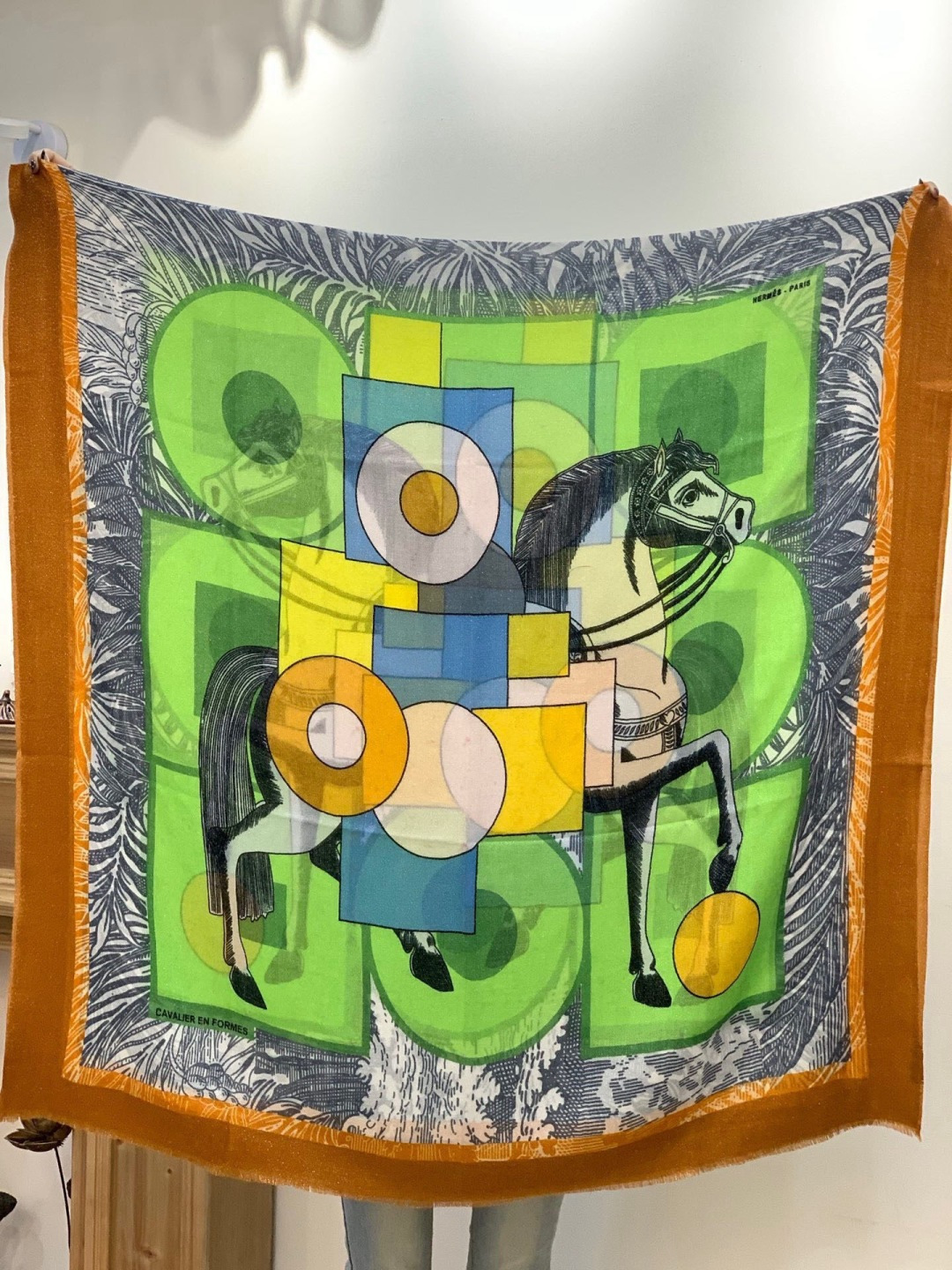 会发光发亮的围巾 爱马仕 专柜同步 买了都说好看羊绒印花‼️推荐💕顶级工艺超值‼️爱马仕专柜爆款🎁🎁羊绒