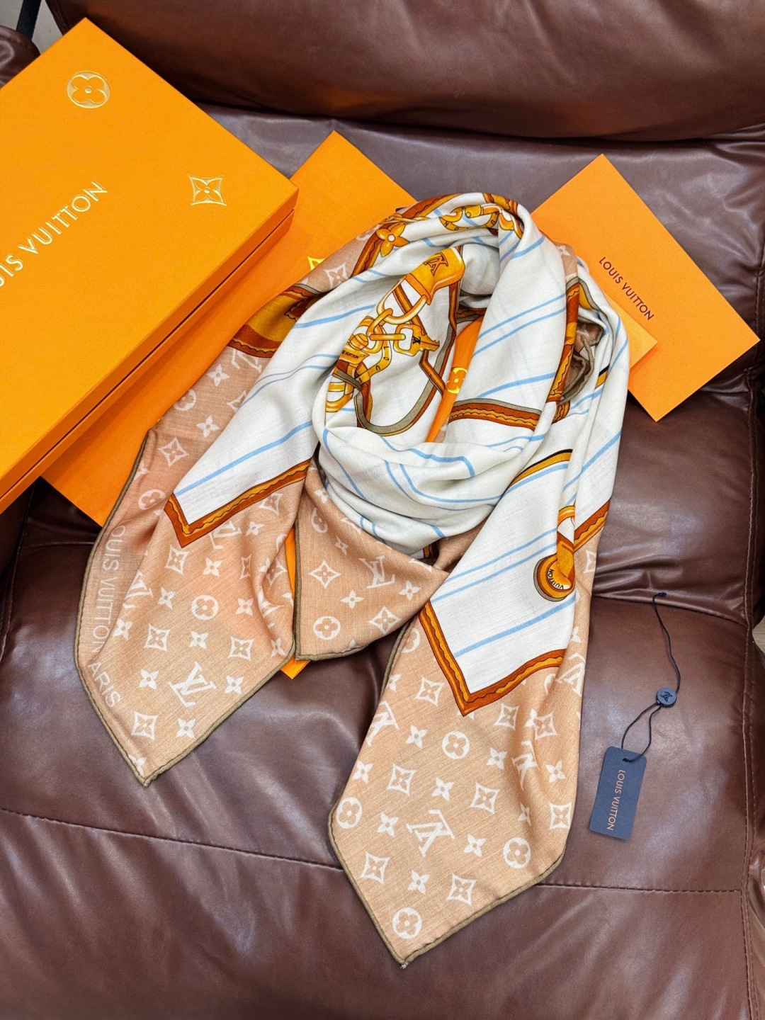 MY NEVERFULL 140丝绒方巾【140顶级丝绒双面同色】My Neverfull 丝绒方巾回溯