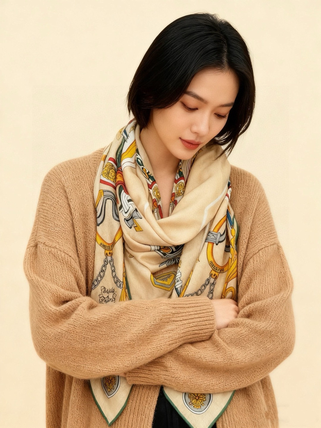 新款 秋冬搭配利器❗️顶级双面同色真丝羊绒披肩！！点睛精彩，图案和配色都超级喜欢，又一款双面配色工艺设计