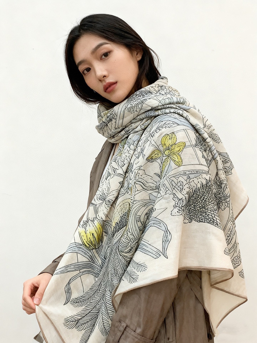 羊绒新款🆕👏买了都说好看‼️推荐💕爱马仕双面同色羊绒方巾，【奇珍乐园双面同色140】顶级工艺超值‼️爱马