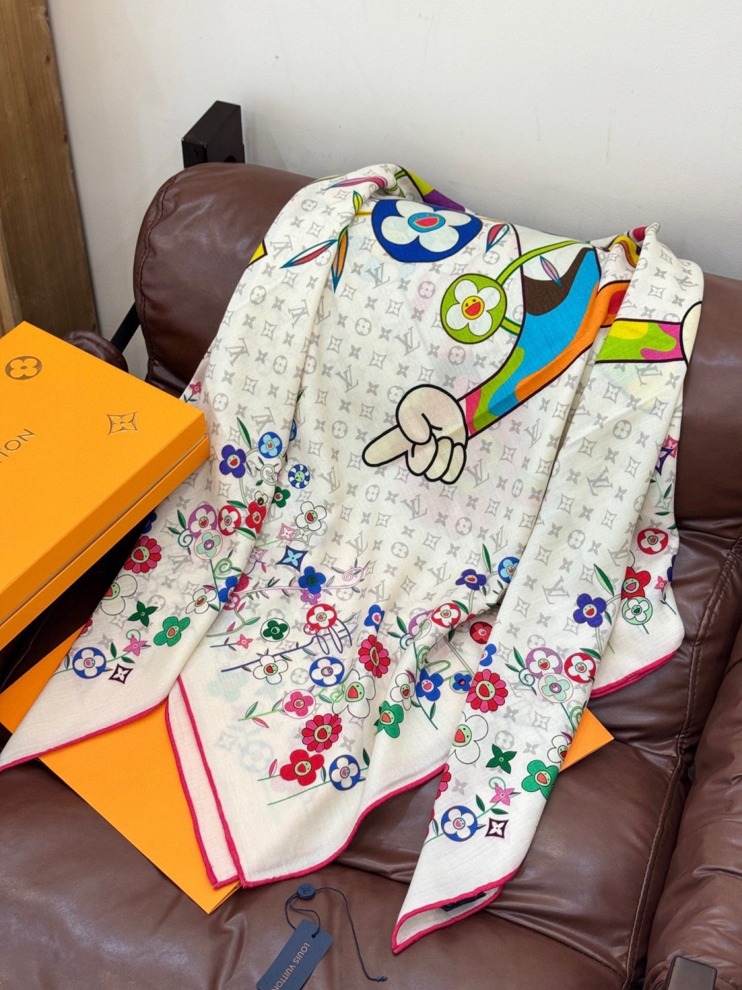 LV x TM SUPERFLAT FLOWERS 140 披肩【140顶级丝绒双面同色印花】LV x 