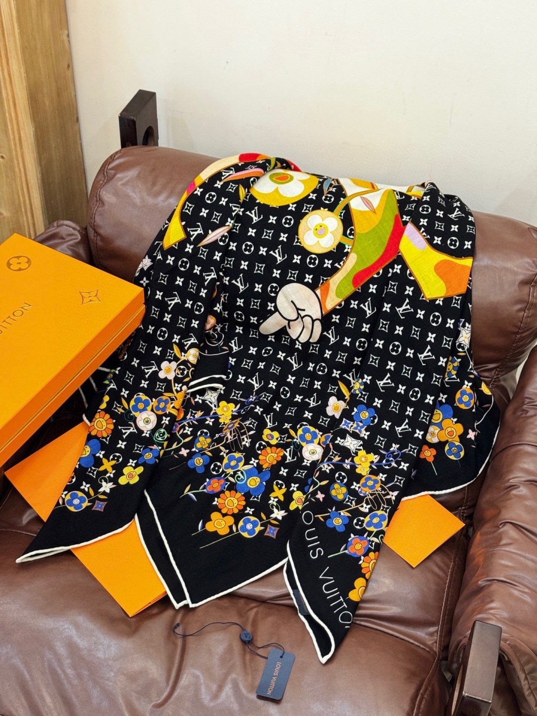 LV x TM SUPERFLAT FLOWERS 140 披肩【140顶级丝绒双面同色印花】LV x 