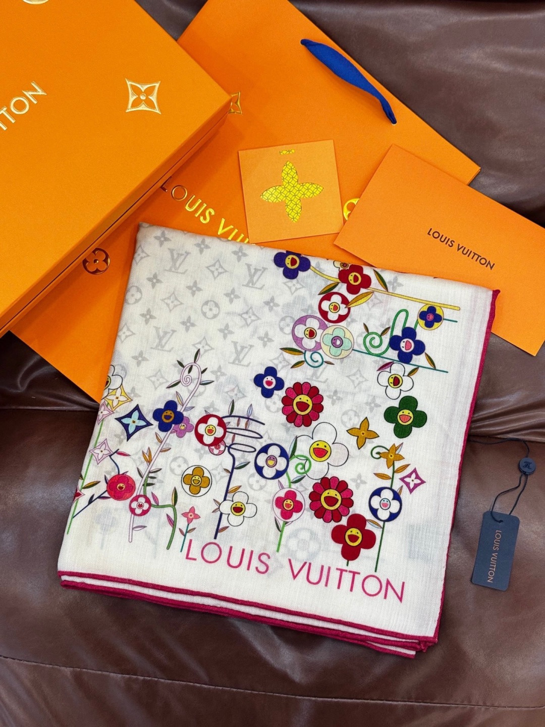 LV x TM SUPERFLAT FLOWERS 140 披肩【140顶级丝绒双面同色印花】LV x 