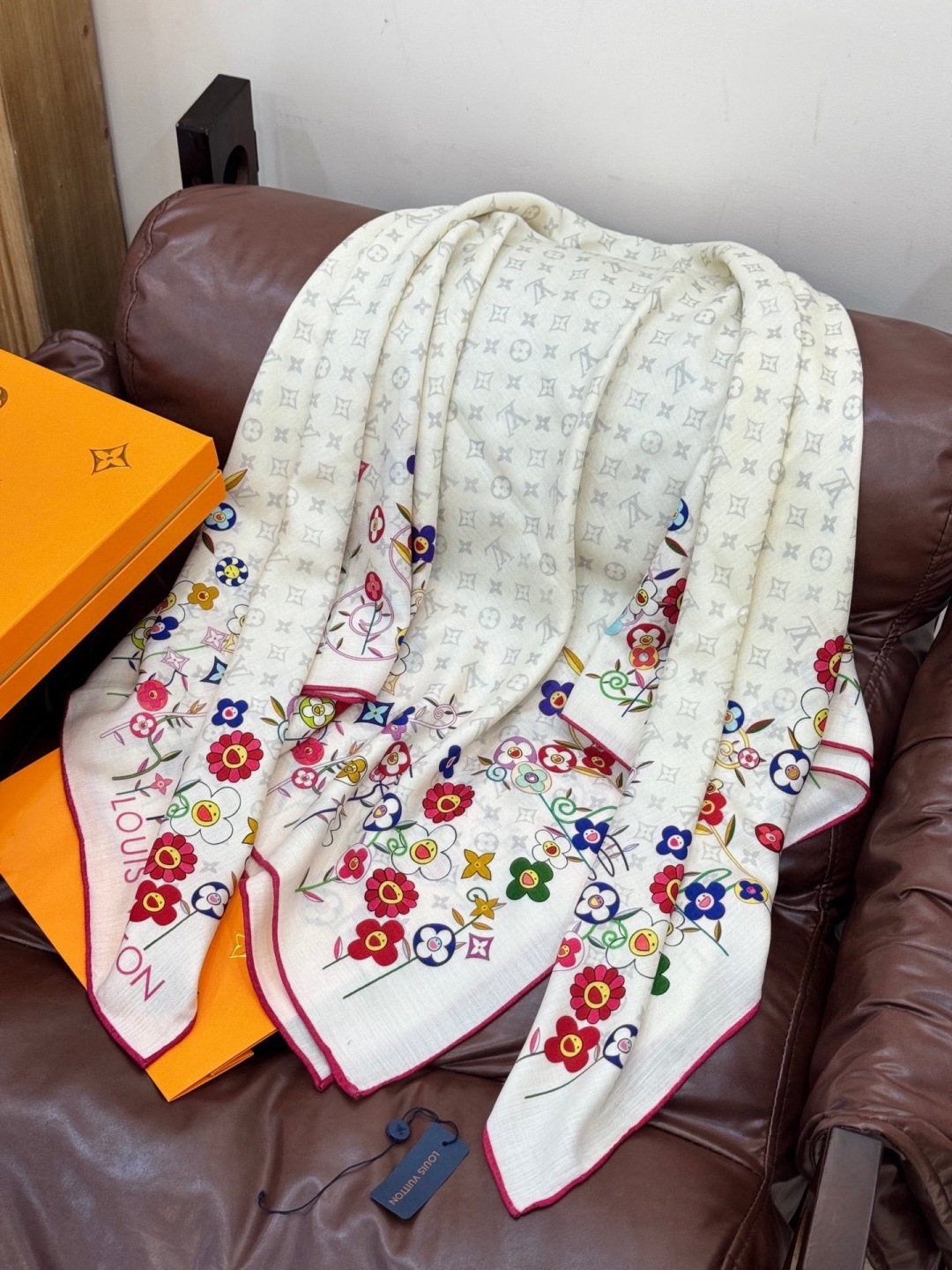 LV x TM SUPERFLAT FLOWERS 140 披肩【140顶级丝绒双面同色印花】LV x 