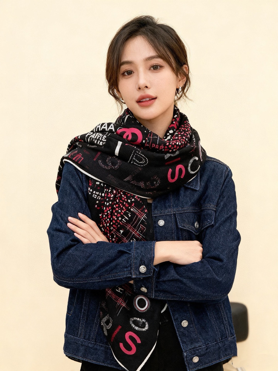 😘新款 💖🌟【康鹏街31号】羊绒方巾‼️抢‼️VIP推荐 ‼️👍下手一定要快【高端 大爱❤️女人尤物 货