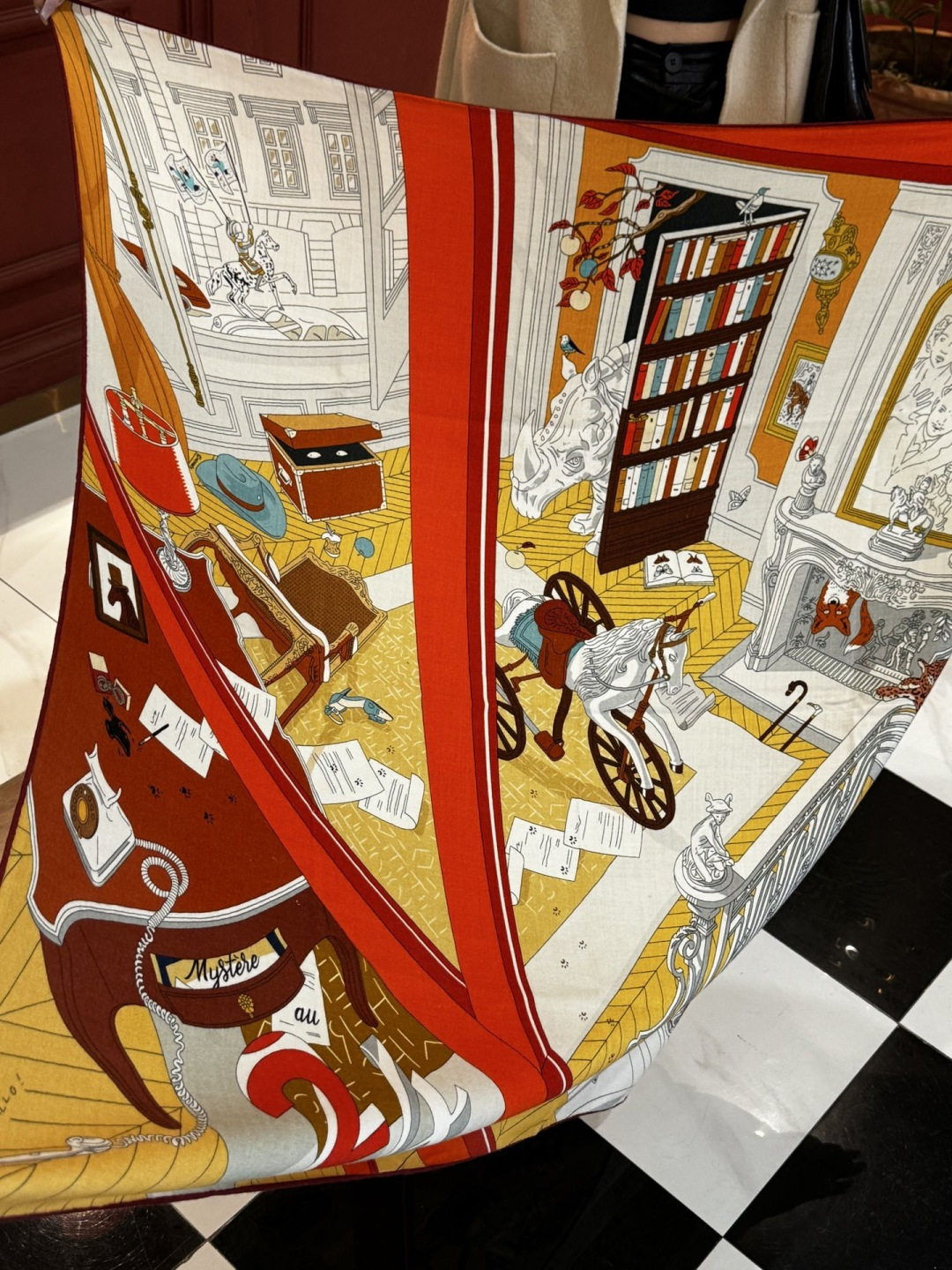 💟上新💞｛24号之谜｝羊绒大方巾[双面同色140]手工卷边H家是创意和作品故事的无限源泉，每季皆推出全新