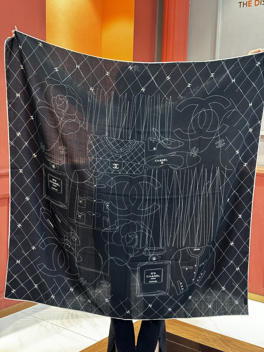 【升级双面同色 加密面料】 上新❤️ 140*140台版印花 黑白二色 高级都市新贵！山茶花的再一次邂逅