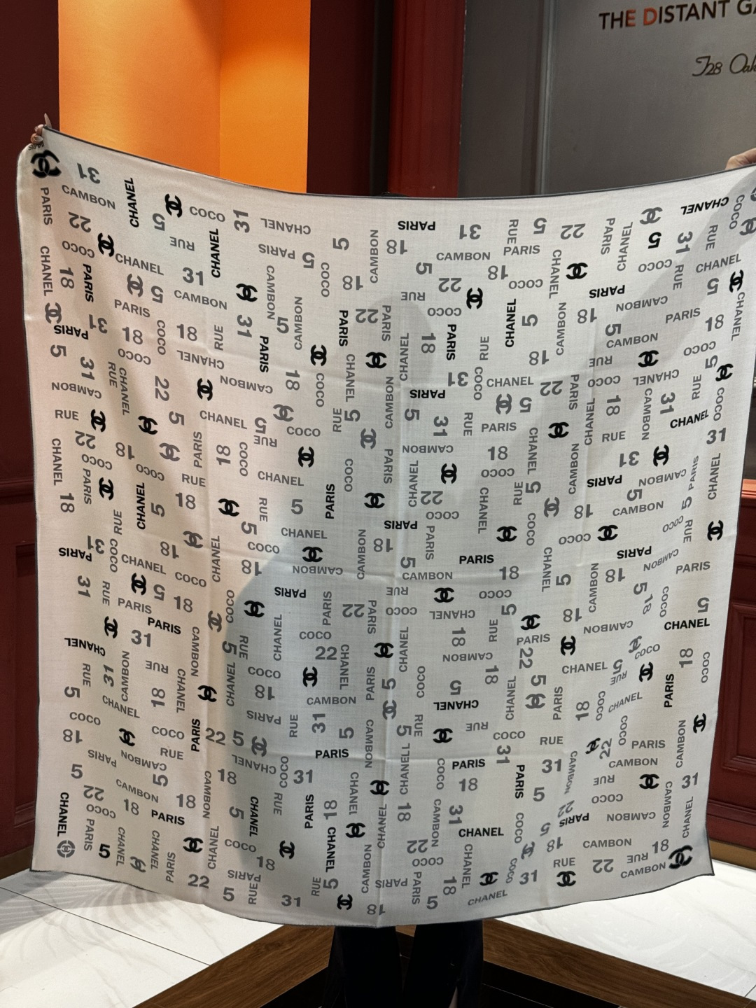 【升级双面同色 加密面料】 上新❤️ 140*140台版印花 黑白二色 高级都市新贵！山茶花的再一次邂逅