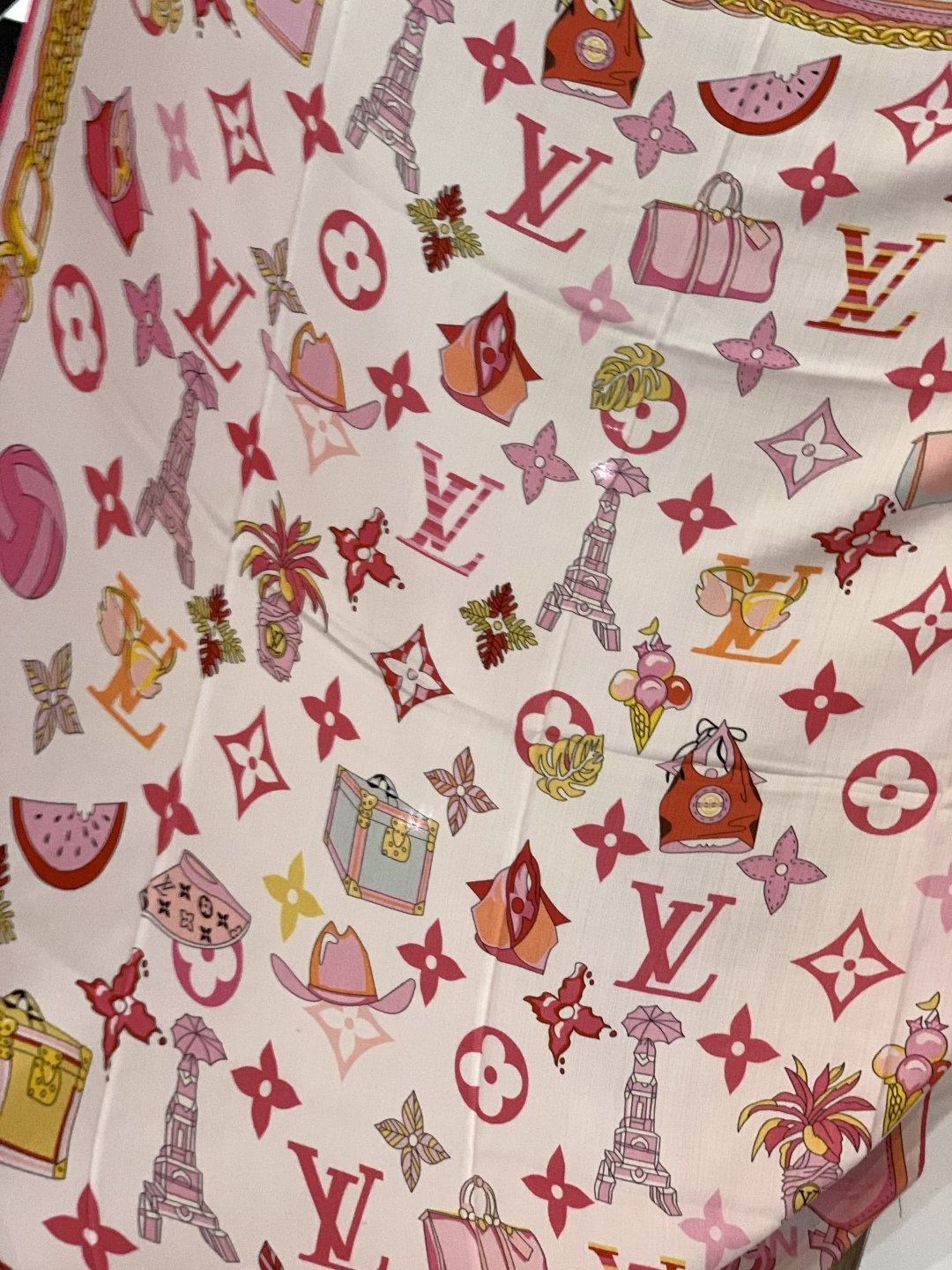 LV x TM 140披肩【140顶级丝绒双面同色披肩】本款LVxTMMonogram Multicol