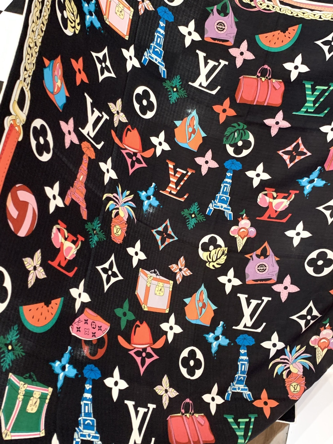 LV x TM 140披肩【140顶级丝绒双面同色披肩】本款LVxTMMonogram Multicol