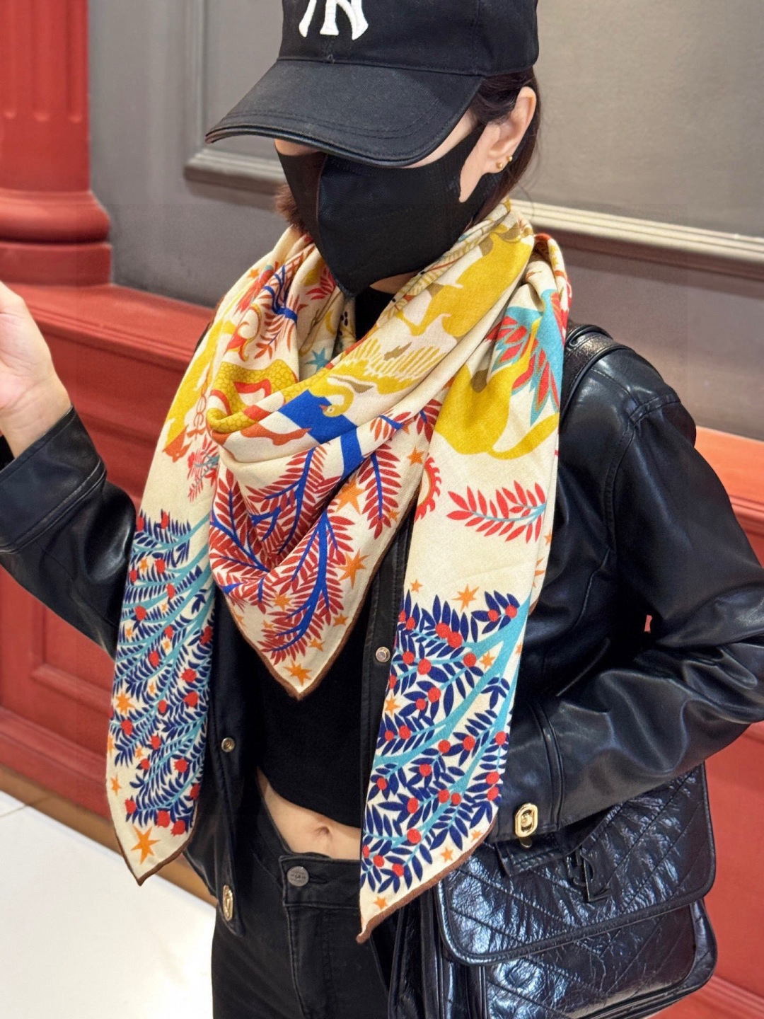 羊绒新款🆕👏👏买了都说好看‼️推荐💕爱马仕双面同色羊绒方巾【玛雅森林双面同色140】，顶级工艺超值‼️爱