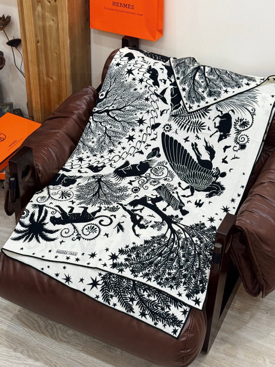 羊绒新款🆕👏👏买了都说好看‼️推荐💕爱马仕双面同色羊绒方巾【玛雅森林双面同色140】，顶级工艺超值‼️爱