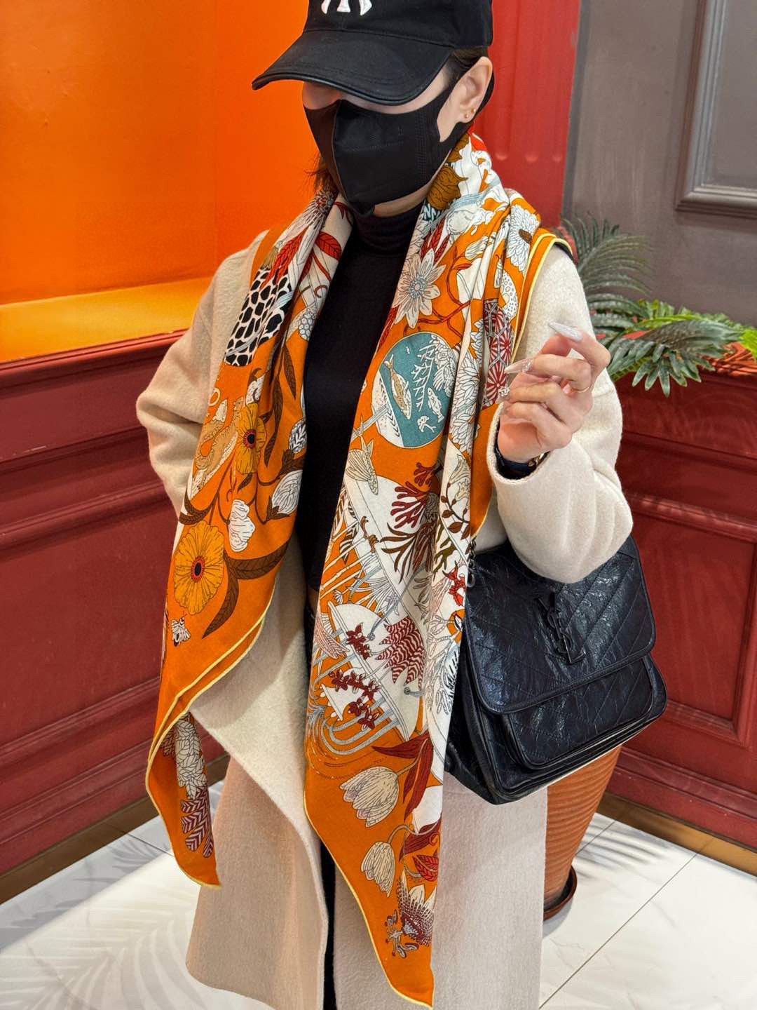 羊绒新款🆕👏买了都说好看‼️推荐💕爱马仕双面同色羊绒方巾，【奇珍乐园双面同色140】顶级工艺超值‼️爱马