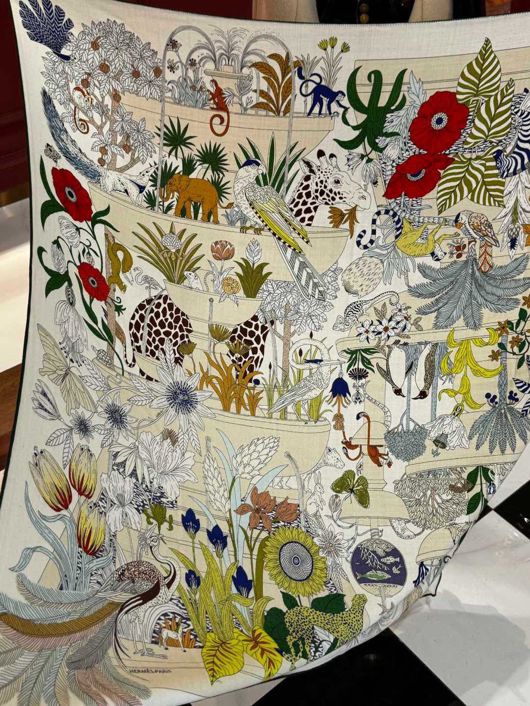 羊绒新款🆕👏买了都说好看‼️推荐💕爱马仕双面同色羊绒方巾，【奇珍乐园双面同色140】顶级工艺超值‼️爱马