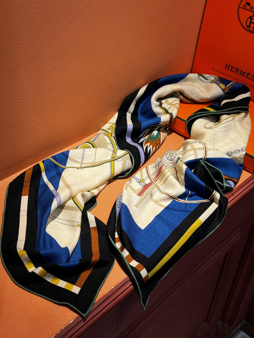 ❄️【双面同色】原单爱马仕140cm丝绒方巾💕 《平衡马车》，没有体验过野村大辅的豪华马车，就不算拥有丰