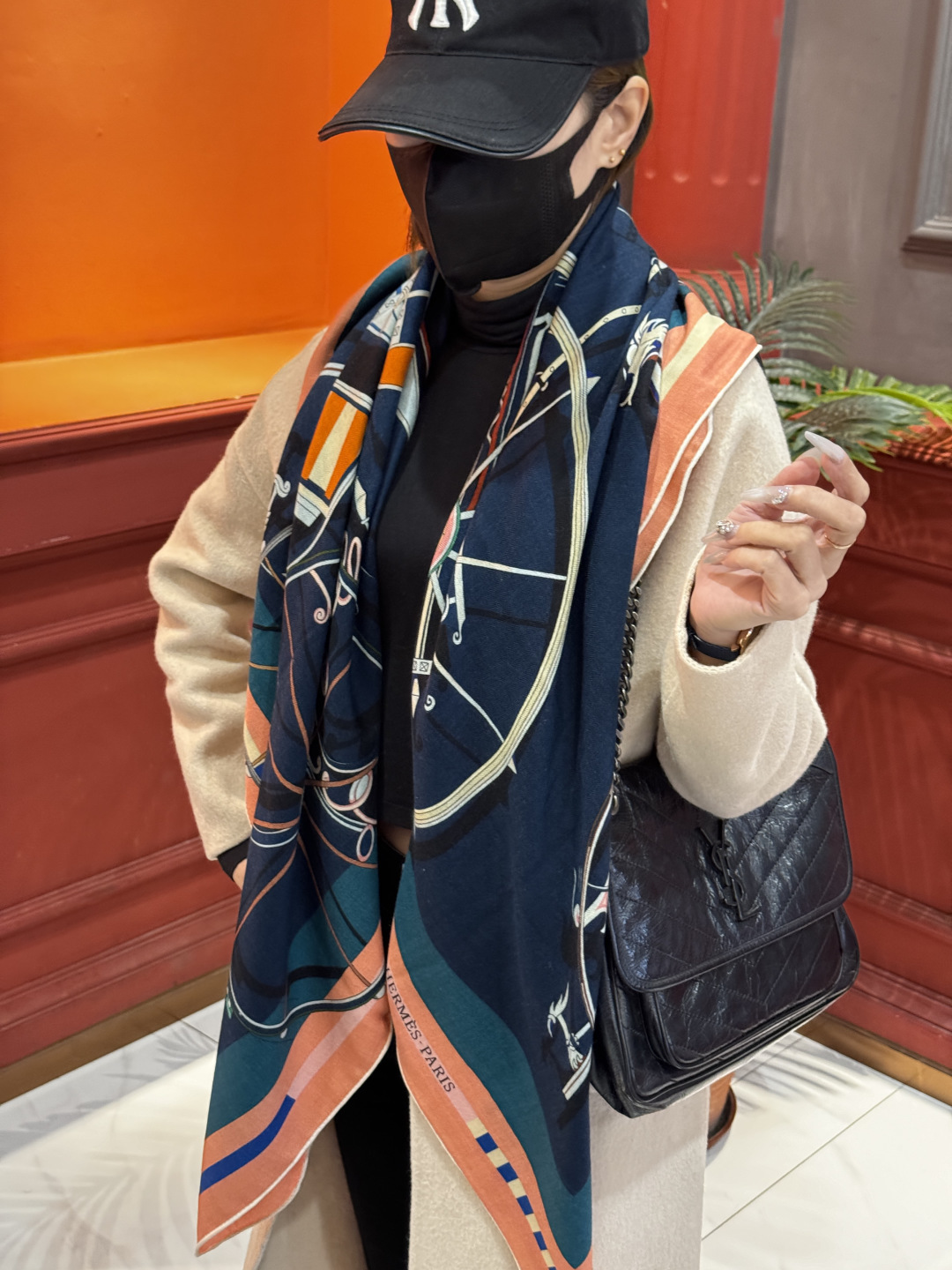 ❄️【双面同色】原单爱马仕140cm丝绒方巾💕 《平衡马车》，没有体验过野村大辅的豪华马车，就不算拥有丰