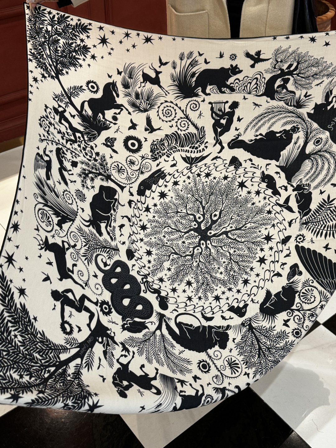 ❄️【双面同色】原单爱马仕140cm丝绒方巾💕 《平衡马车》，没有体验过野村大辅的豪华马车，就不算拥有丰